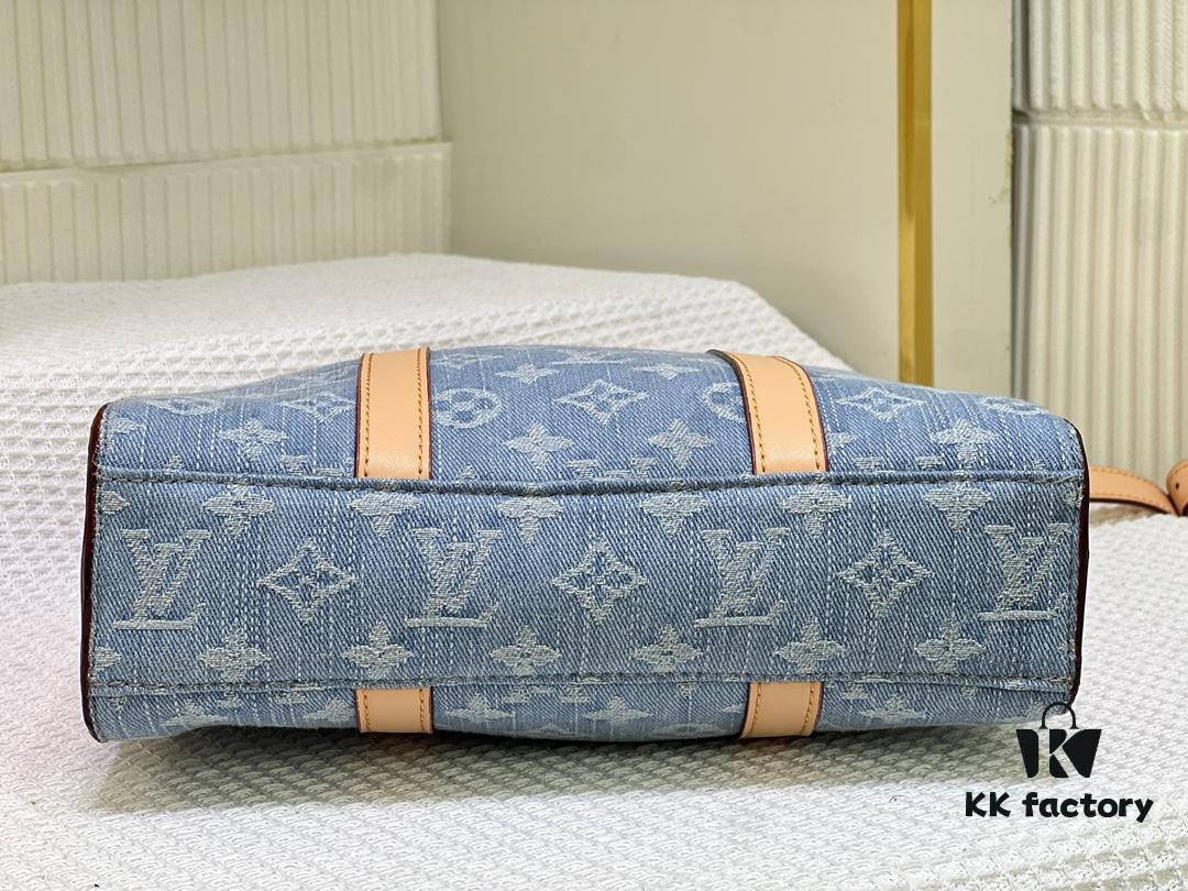 69305990f09edb6de4c4f8fa M46098 M59960 Light Blue Denim Sac Plat Cross Bag