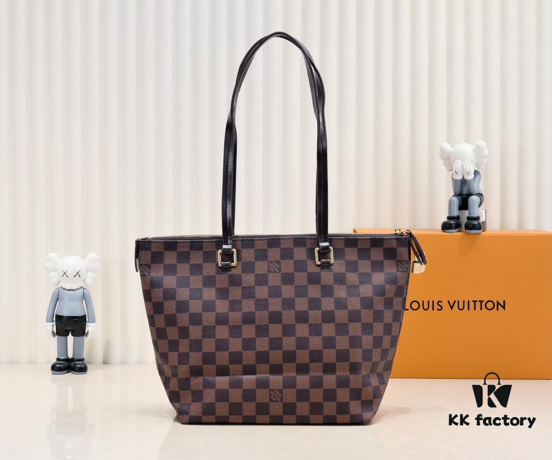 69305a1ef09edb6de4c4f9e3 Authentic Louis Vuitton M42267 Multifunctional Monogram Canvas Shoulder Bag, Small and Large Sizes Available with Imported Taiwanese Material and Genuine Yellow Leather Trim