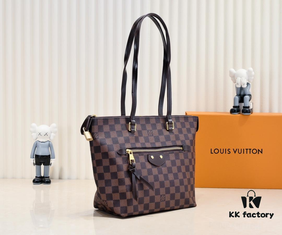 69305a1ff09edb6de4c4f9e4 Authentic Louis Vuitton M42267 Multifunctional Monogram Canvas Shoulder Bag, Small and Large Sizes Available with Imported Taiwanese Material and Genuine Yellow Leather Trim