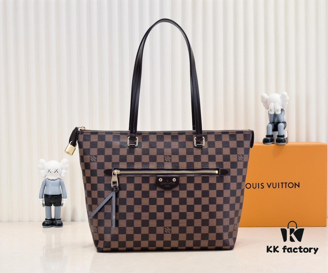 69305a22f09edb6de4c4f9ea Original Louis Vuitton M42267 Multifunctional Monogram Canvas Shoulder Bag, Available in Large and Small Sizes