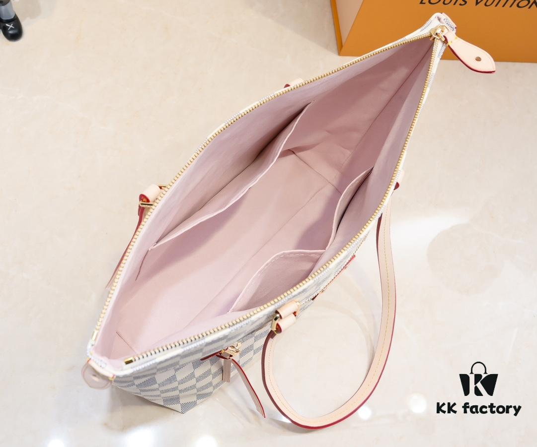 69305a3cf09edb6de4c4fa14 Authentic Louis Vuitton M42267 Multifunctional Monogram Canvas Shoulder Bag, Available in Large and Small Sizes, Soft Flat Handle, Zippered Compartment