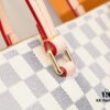 69305a3cf09edb6de4c4fa16 Authentic Louis Vuitton M42267 Multifunctional Monogram Canvas Shoulder Bag, Available in Large and Small Sizes, Soft Flat Handle, Zippered Compartment
