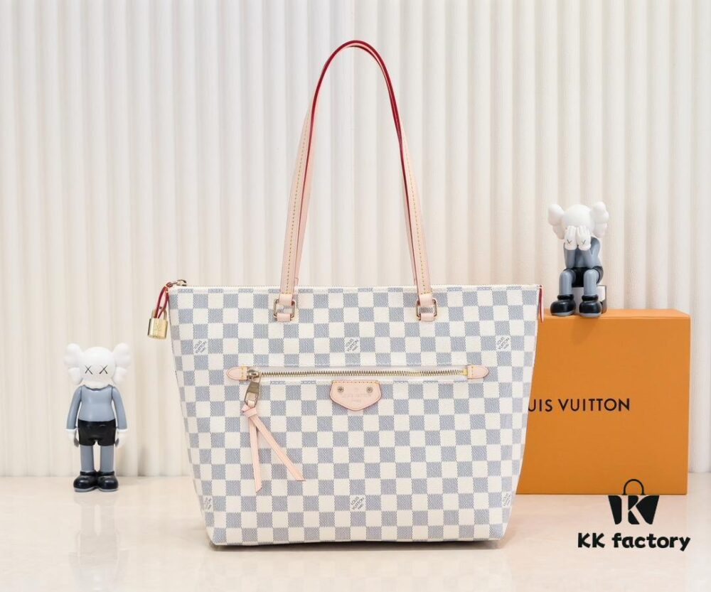 69305a55f09edb6de4c4fa31 Authentic Louis Vuitton M42267 Multifunctional Monogram Canvas Shoulder Bag, Available in Large and Small Sizes, Soft Flat Handle, Zippered Compartment