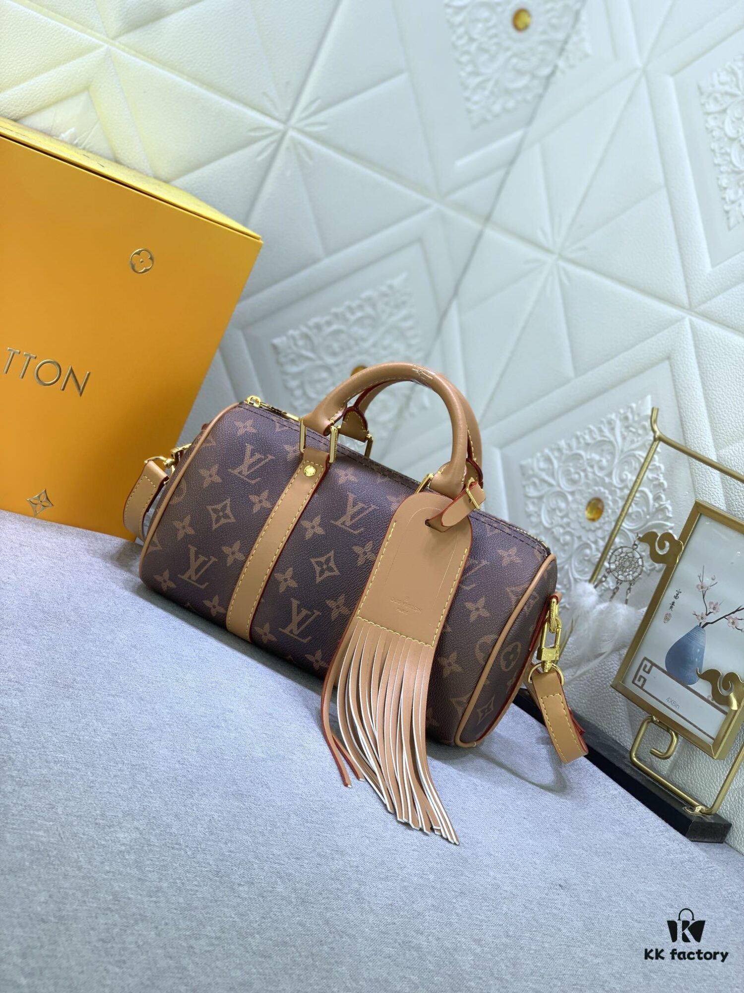 69305a57f09edb6de4c4fa33 Upgraded Original M46271 Black Flower Orange Chain, Denim Blue, M31044 Orange, M11542 Monogram, M24849 Multicolored Daisy - Keepall 25 Bag in Reversed Monogram Eclipse Denim Canvas