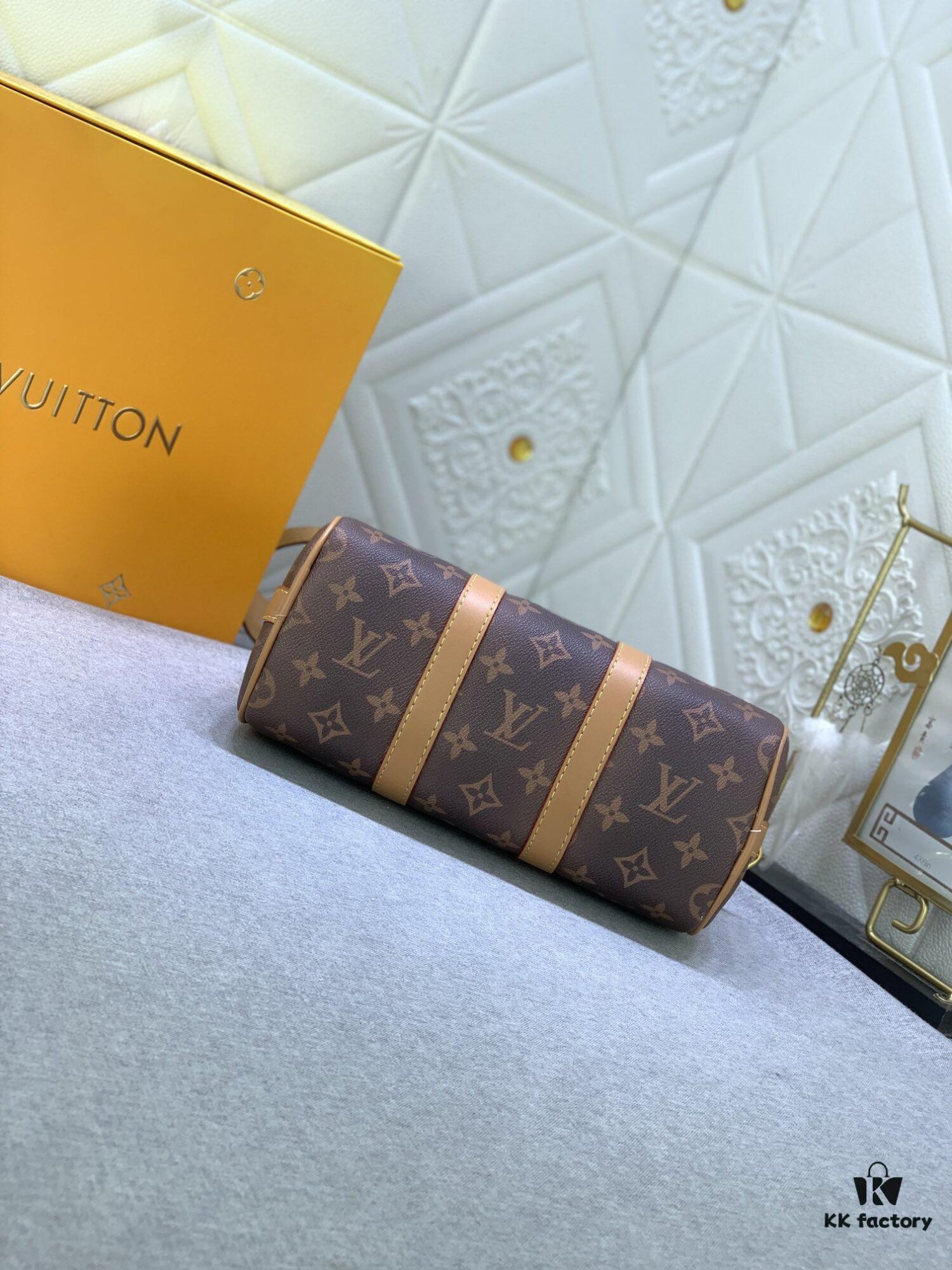 69305a57f09edb6de4c4fa34 Upgraded Original M46271 Black Flower Orange Chain, Denim Blue, M31044 Orange, M11542 Monogram, M24849 Multicolored Daisy - Keepall 25 Bag in Reversed Monogram Eclipse Denim Canvas