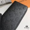 New Arrival in Stock, M62902 ZIPPY Vertical Zip Wallet