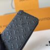ZIPPY VERTICAL Wallet m80505 Black Embossed Pattern (Print)