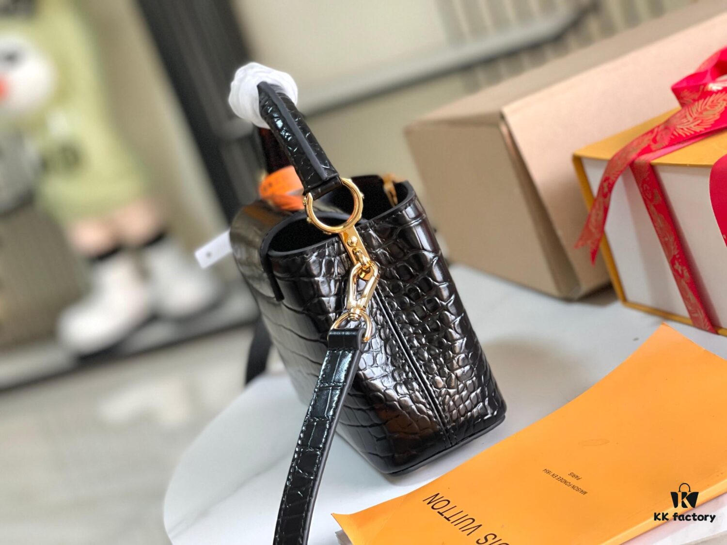 69305a9af09edb6de4c4fa9a Supreme Quality Full Packaging 【Premium Original Leather M22203💋 N93429 Black Shiny Crocodile-Texture Gold Clasp】