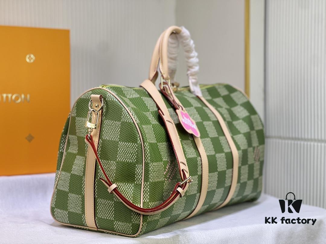 69305abaf09edb6de4c4facd Color-Changing Leather Version 🔥 M40667 M41416 Keepall Bandoulière 50 Travel Bag in Damier Golf Coated Canvas
