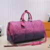 69305b43f09edb6de4c4fbc7 Louis Vuitton Keepall Bandoulière 40 in Taurillon Illusion Leather