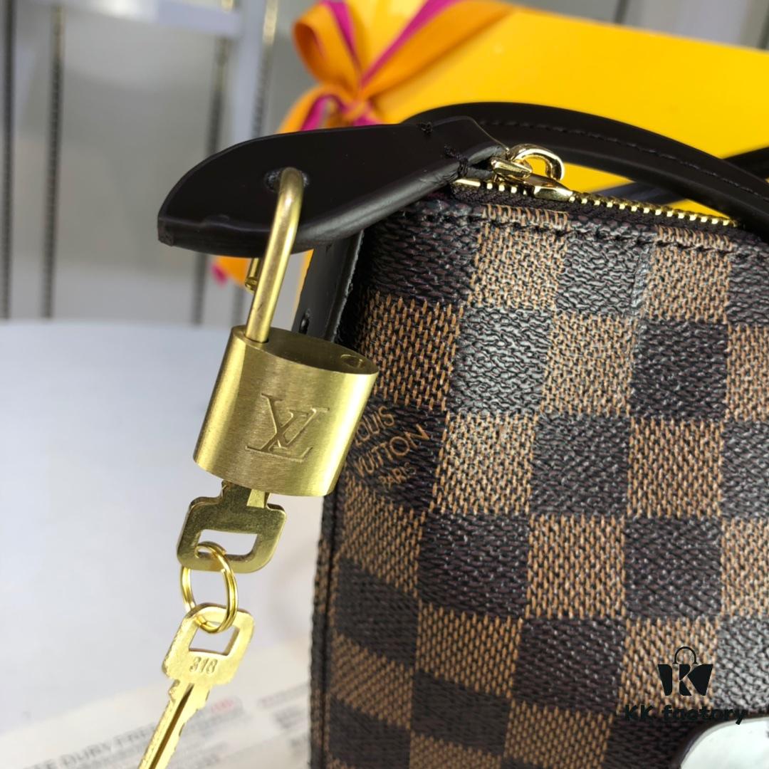 69305b4bf09edb6de4c4fbd4 Authentic Louis Vuitton M42267 Multifunctional Monogram Canvas Shoulder Bag, Small and Large Sizes Available