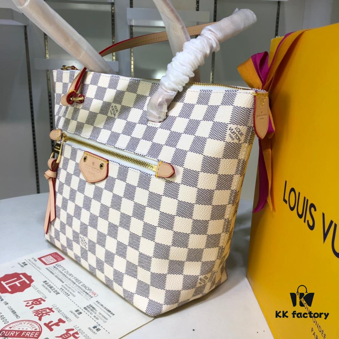 69305b4ff09edb6de4c4fbda Authentic Louis Vuitton M42267 Multifunctional Shoulder Bag in Monogram Canvas, Dual-Sided Color-Changing Yellow Leather, Large and Small Sizes Available