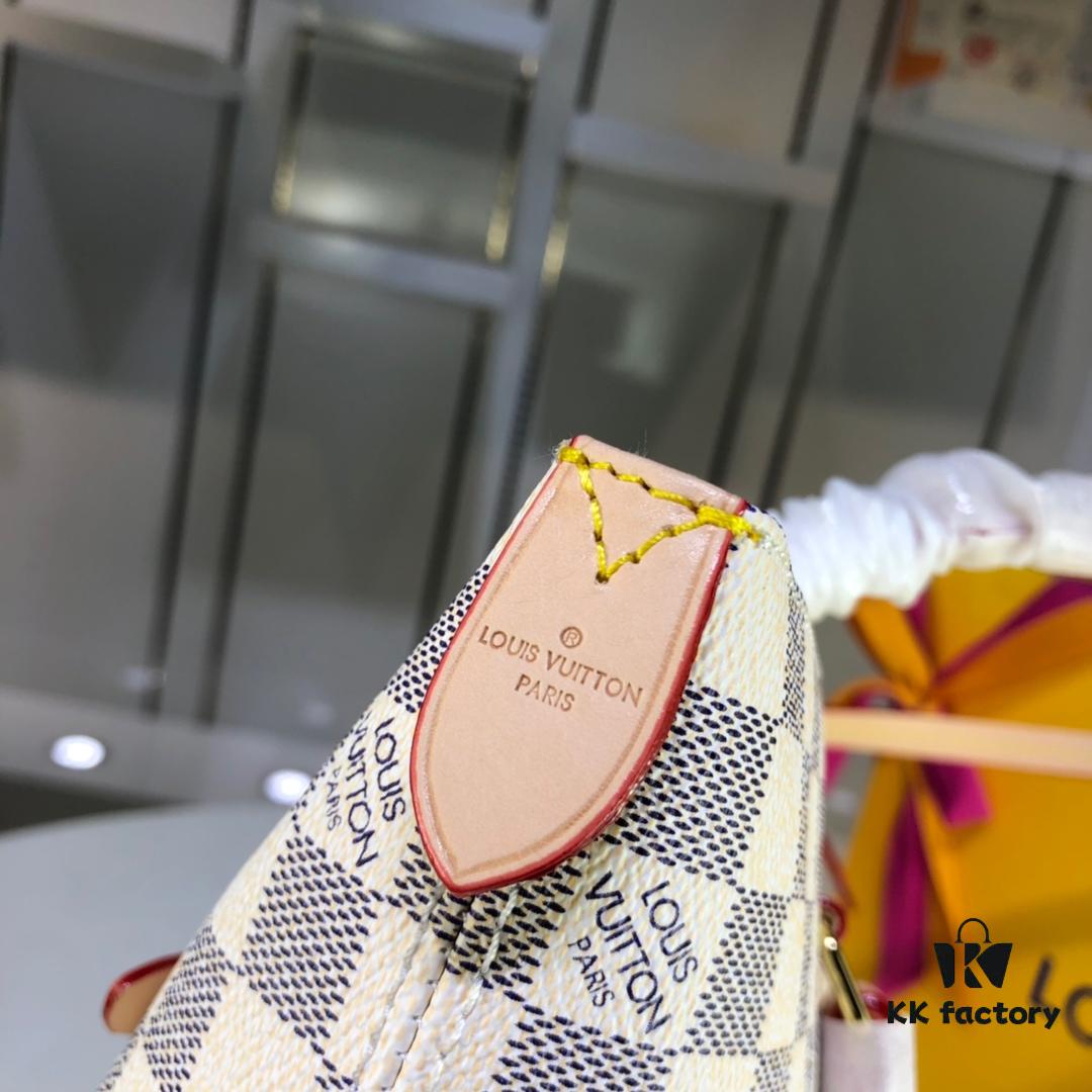 69305b55f09edb6de4c4fbe3 Authentic Louis Vuitton M42267 Multifunctional Shoulder Bag in Monogram Canvas, Dual-Sided Color-Changing Yellow Leather, Large and Small Sizes Available