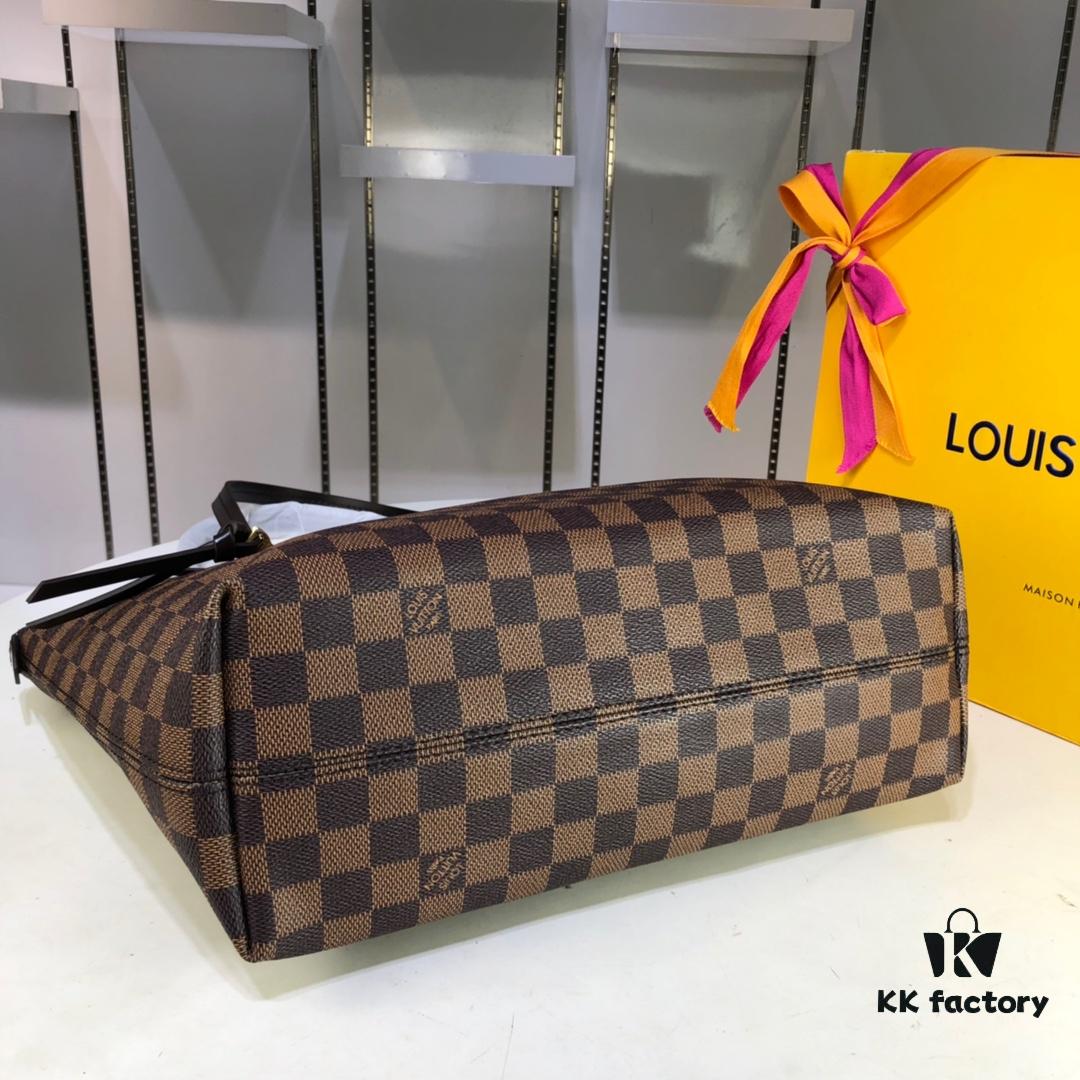 69305b63f09edb6de4c4fc01 Authentic Louis Vuitton M42267 Multifunctional Monogram Canvas Shoulder Bag, Available in Large and Small Sizes