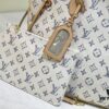 69305b6ef09edb6de4c4fc18 M40995 Medium Shopping Bag 💋💋 Louis Vuitton New Neverfull, A Fresh Take on a Classic Handbag