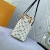69305b8cf09edb6de4c4fc4e White Flower Mother-Child Bag ๐๐ Classic Shopping Tote ๐๐ Louis Vuitton New Neverfull