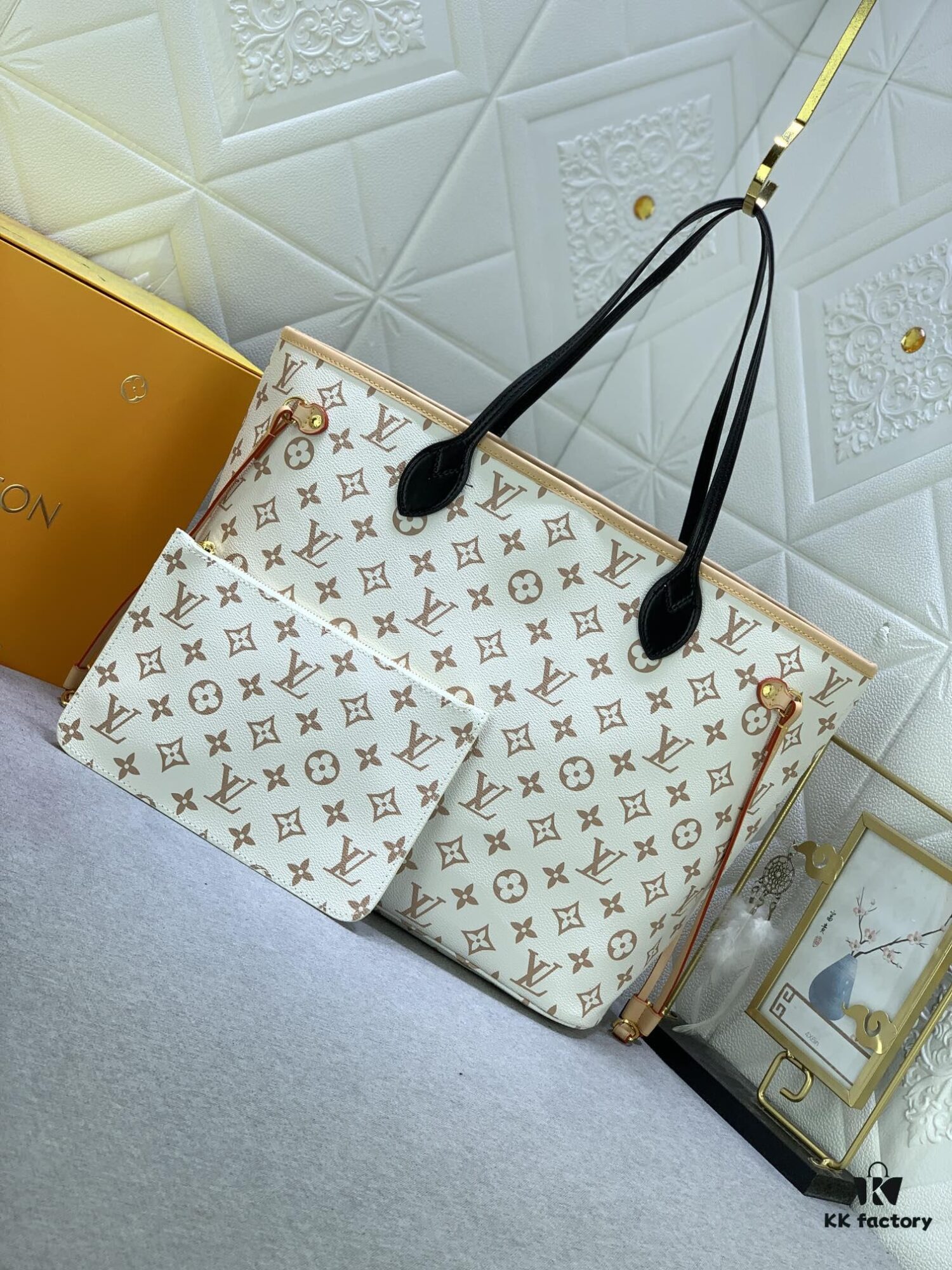 69305b90f09edb6de4c4fc56 White Flower Mother-Child Bag 🎀🎀 Classic Shopping Tote 💋💋 Louis Vuitton New Neverfull