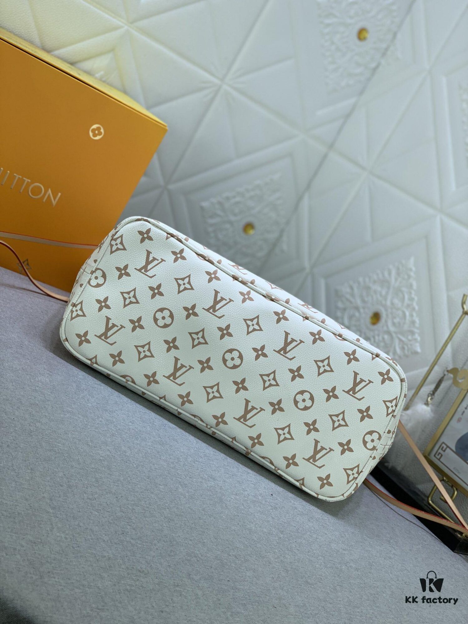 69305b92f09edb6de4c4fc5a White Flower Mother-Child Bag 🎀🎀 Classic Shopping Tote 💋💋 Louis Vuitton New Neverfull