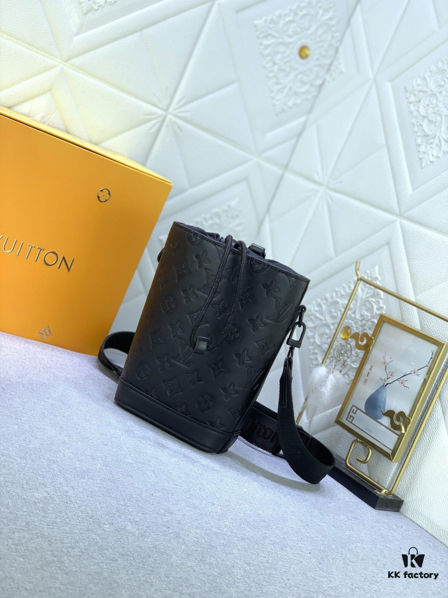 69305b94f09edb6de4c4fc5d Upgraded Original M82248 Louis Vuitton Noé Shoulder Bag