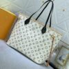 69305b95f09edb6de4c4fc5e White Flower Mother-Child Bag 🎀🎀 Classic Shopping Tote 💋💋 Louis Vuitton New Neverfull