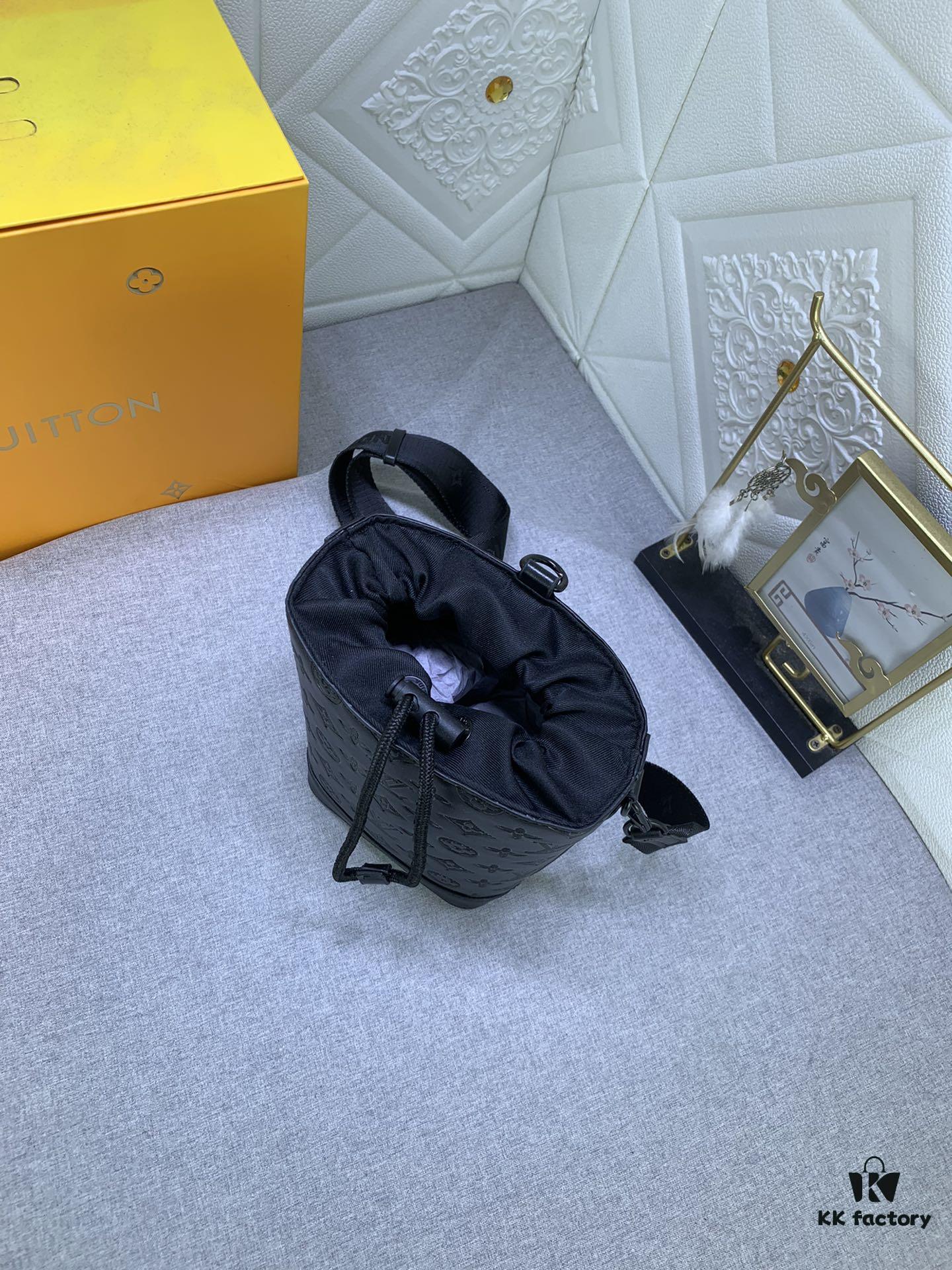 69305b97f09edb6de4c4fc62 Upgraded Original M82248 Louis Vuitton Noé Shoulder Bag