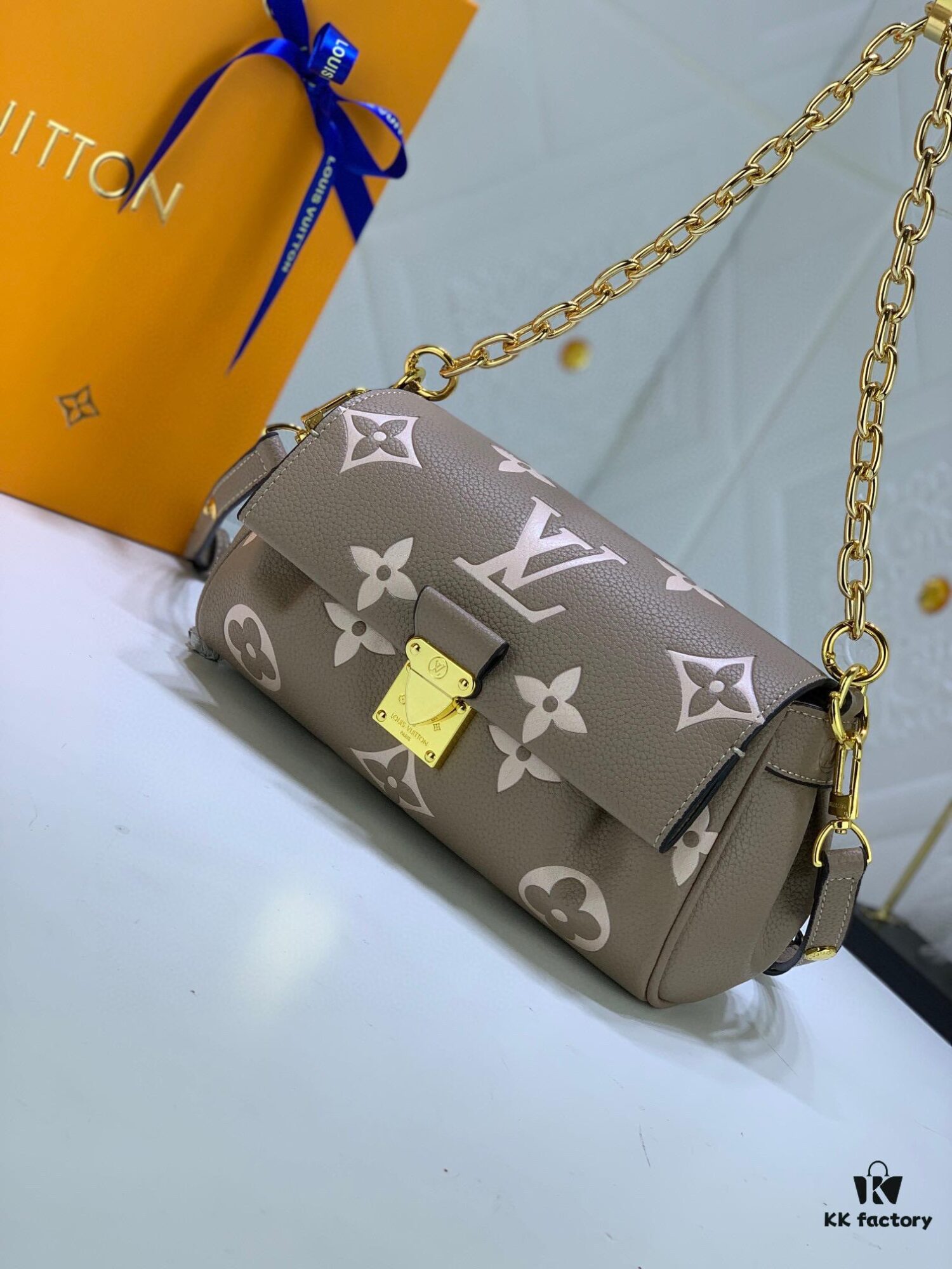 69305bc0f09edb6de4c4fc8e Upgraded Original Version (Replica Style) ✨‼️ M46393 White Printed Pink, M45813 Black Embossed, M45859 Black Imprinted, M45836 Elephant Grey, White Imprinted, White Embossed 👏👏 Favorite Handbag