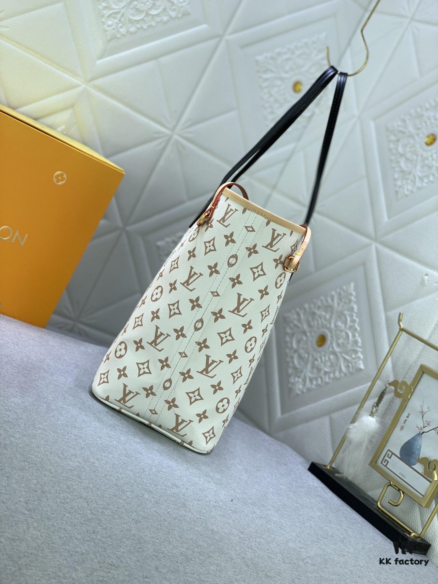 69305be3f09edb6de4c4fcb8 White Flower Mother-Child Bag 🎀🎀 Classic Shopping Tote 💋💋 Louis Vuitton New Neverfull