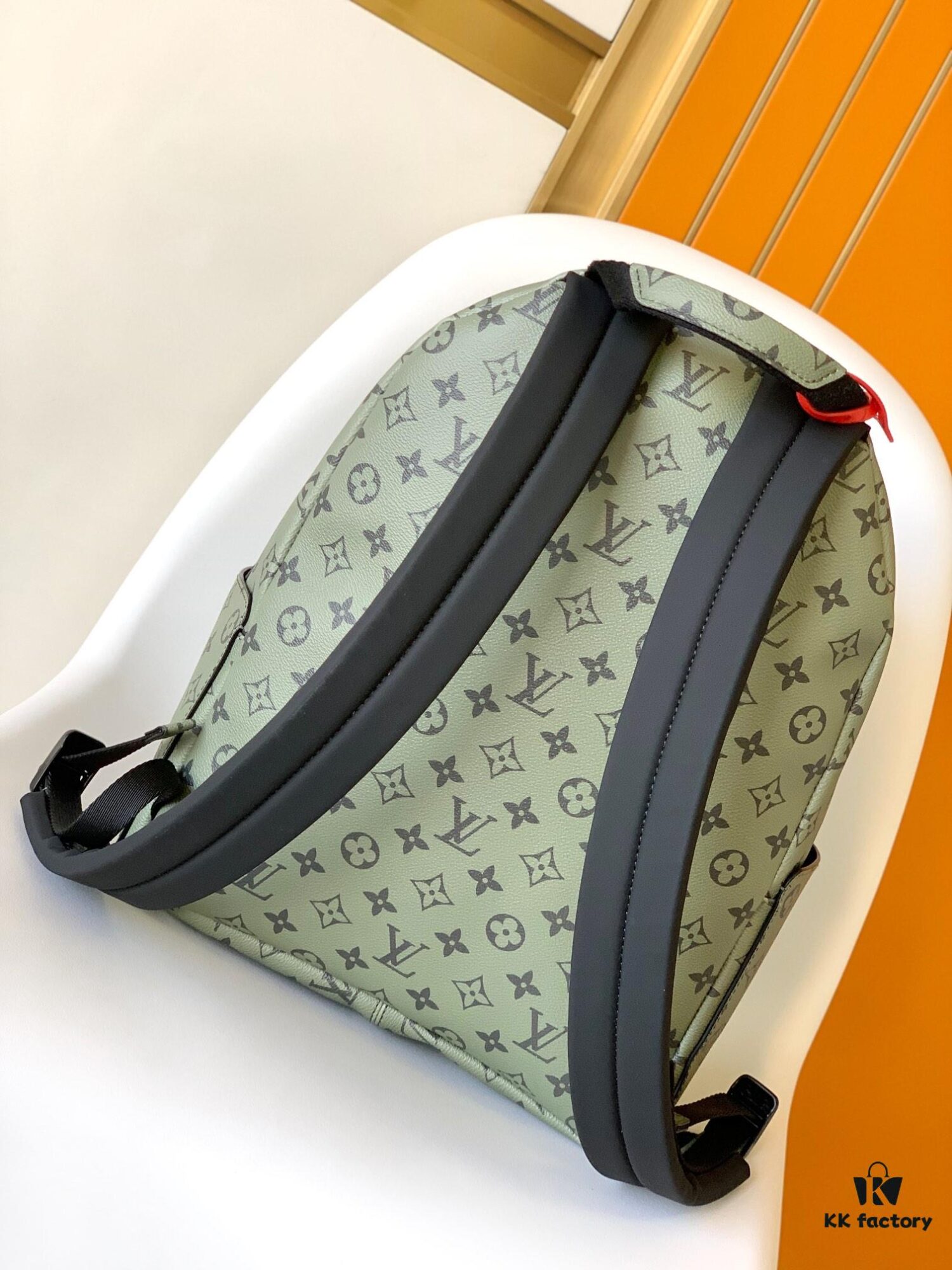 69305c21f09edb6de4c4fd2c M46802 Green Backpack Collection