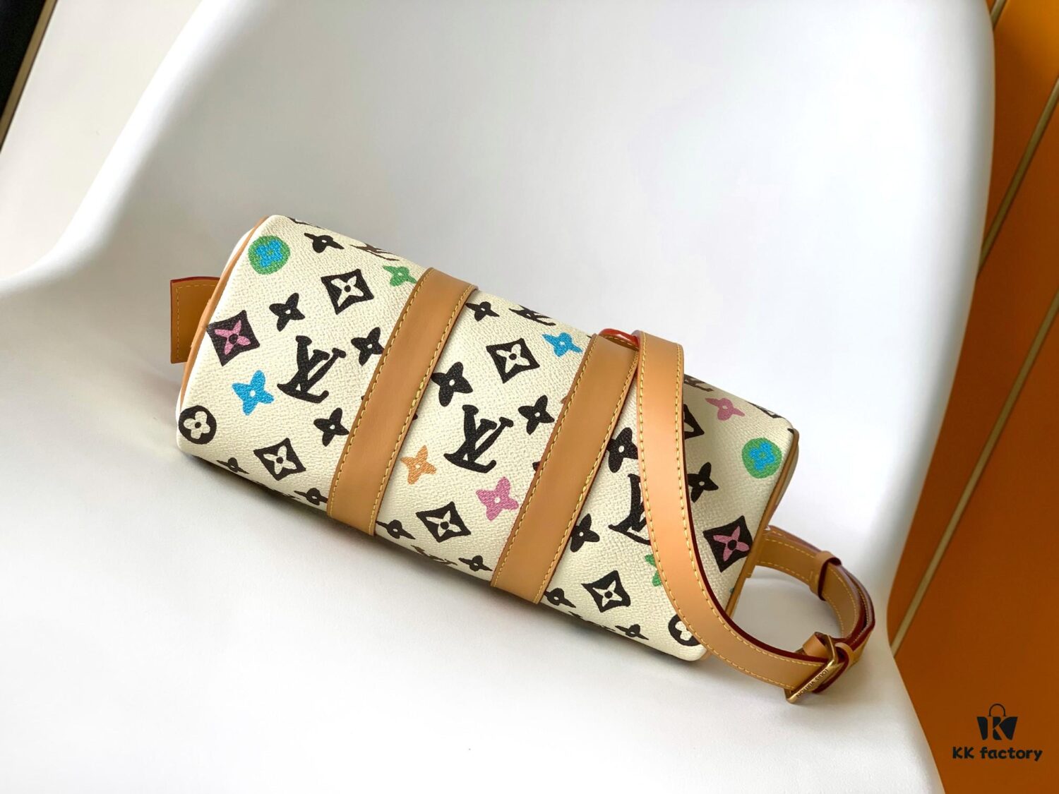 69305c37f09edb6de4c4fd4d Top Quality Replica M24849 White Color Black Color Pillow Bag Keepall 25