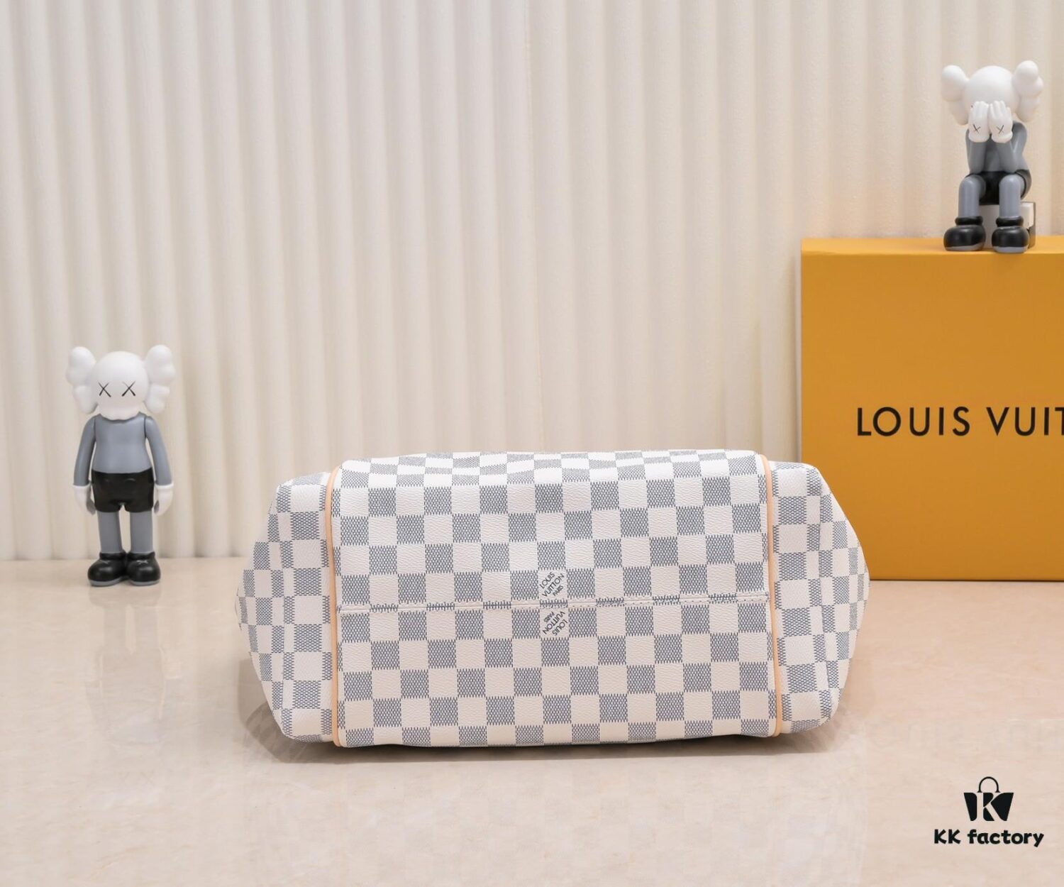 69305cbcf09edb6de4c4fe39 Exclusive Real-Shot - Upgraded Version‼️ LV Louis Vuitton M56689 Dual-Sided Color-Changing Yellow Leather, Original Mold, Premium Quality 👠👠