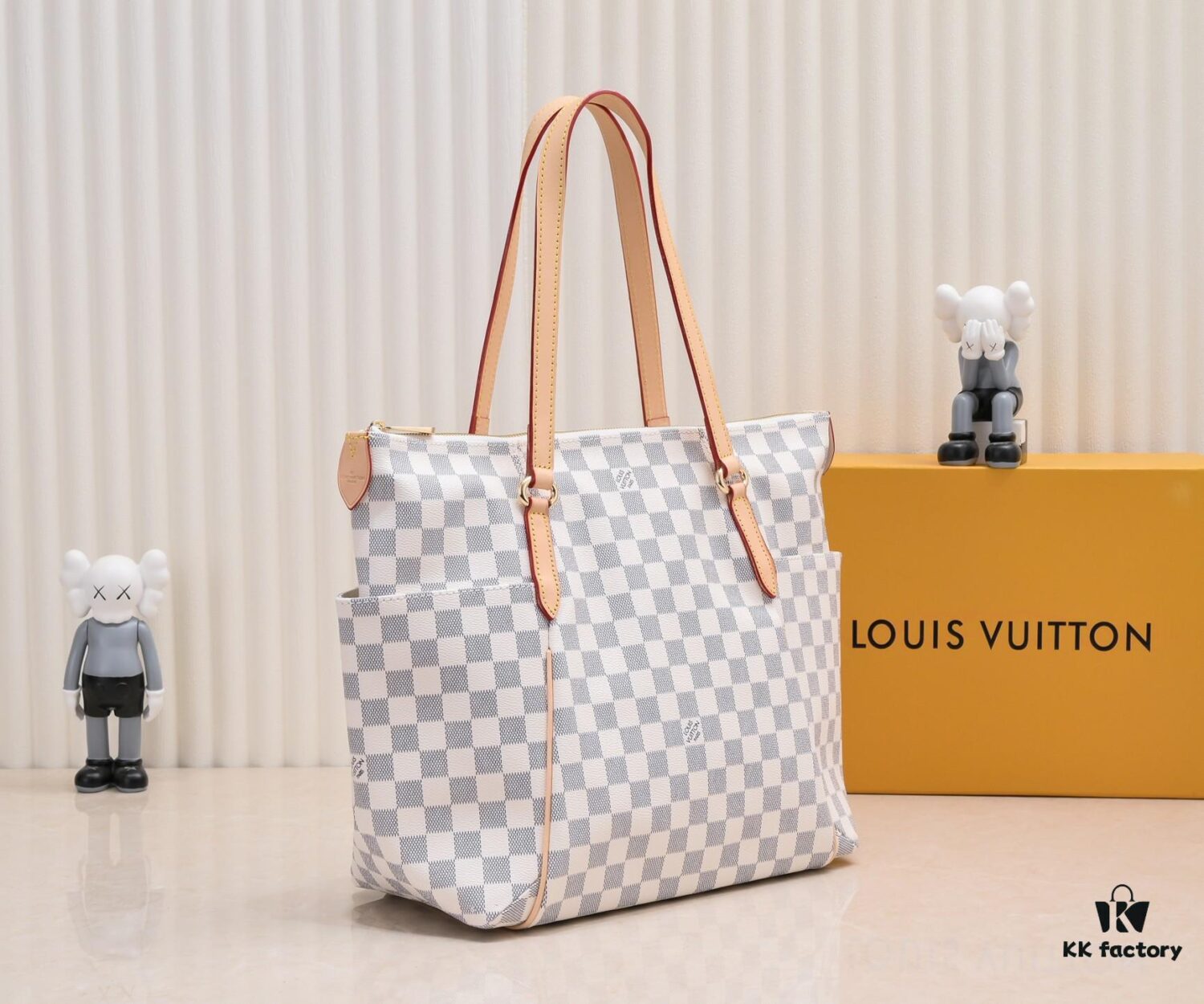 69305cbcf09edb6de4c4fe3a Exclusive Real-Shot - Upgraded Version‼️ LV Louis Vuitton M56689 Dual-Sided Color-Changing Yellow Leather, Original Mold, Premium Quality 👠👠