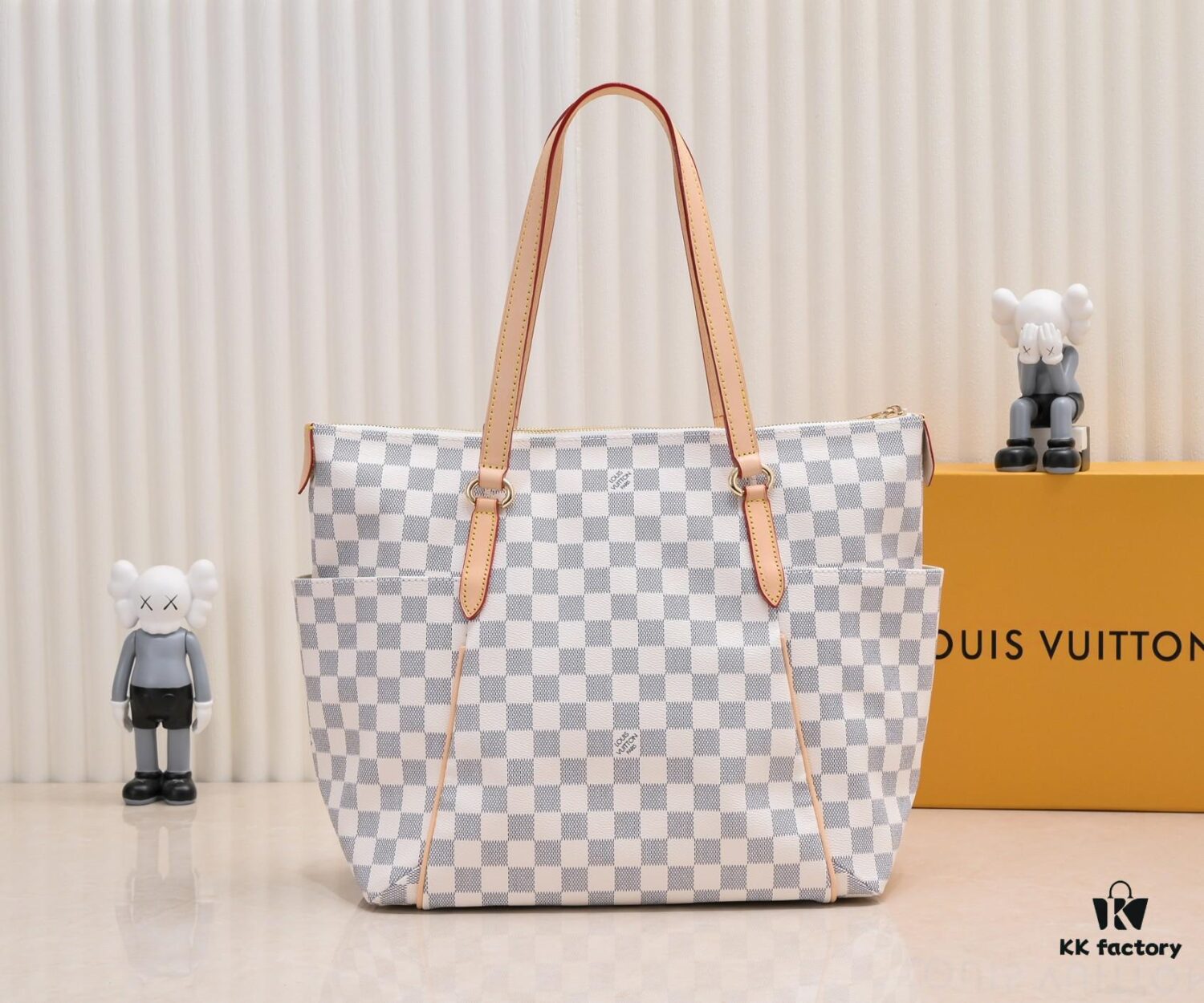 69305cbff09edb6de4c4fe3f Exclusive Real-Shot - Upgraded Version‼️ LV Louis Vuitton M56689 Dual-Sided Color-Changing Yellow Leather, Original Mold, Premium Quality 👠👠