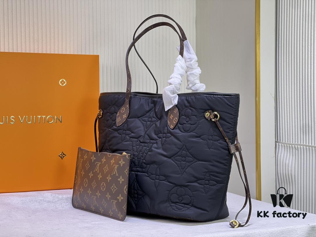 69305cd7f09edb6de4c4fe74 Upgraded Premium Quality M40995 M21090 Down Fabric Medium Shopping Bag Louis Vuitton Reimagines the Iconic Neverfull Tote, Exploring Refined Interior Details