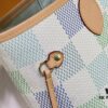 69305cecf09edb6de4c4fe9a M40995 Medium Shopping Bag 💋💋 Louis Vuitton New Neverfull, A Fresh Take on a Classic Handbag