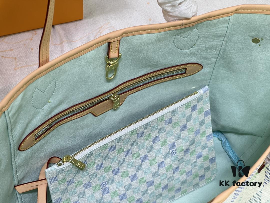69305cedf09edb6de4c4fe9c M40995 Medium Shopping Bag 💋💋 Louis Vuitton New Neverfull, A Fresh Take on a Classic Handbag