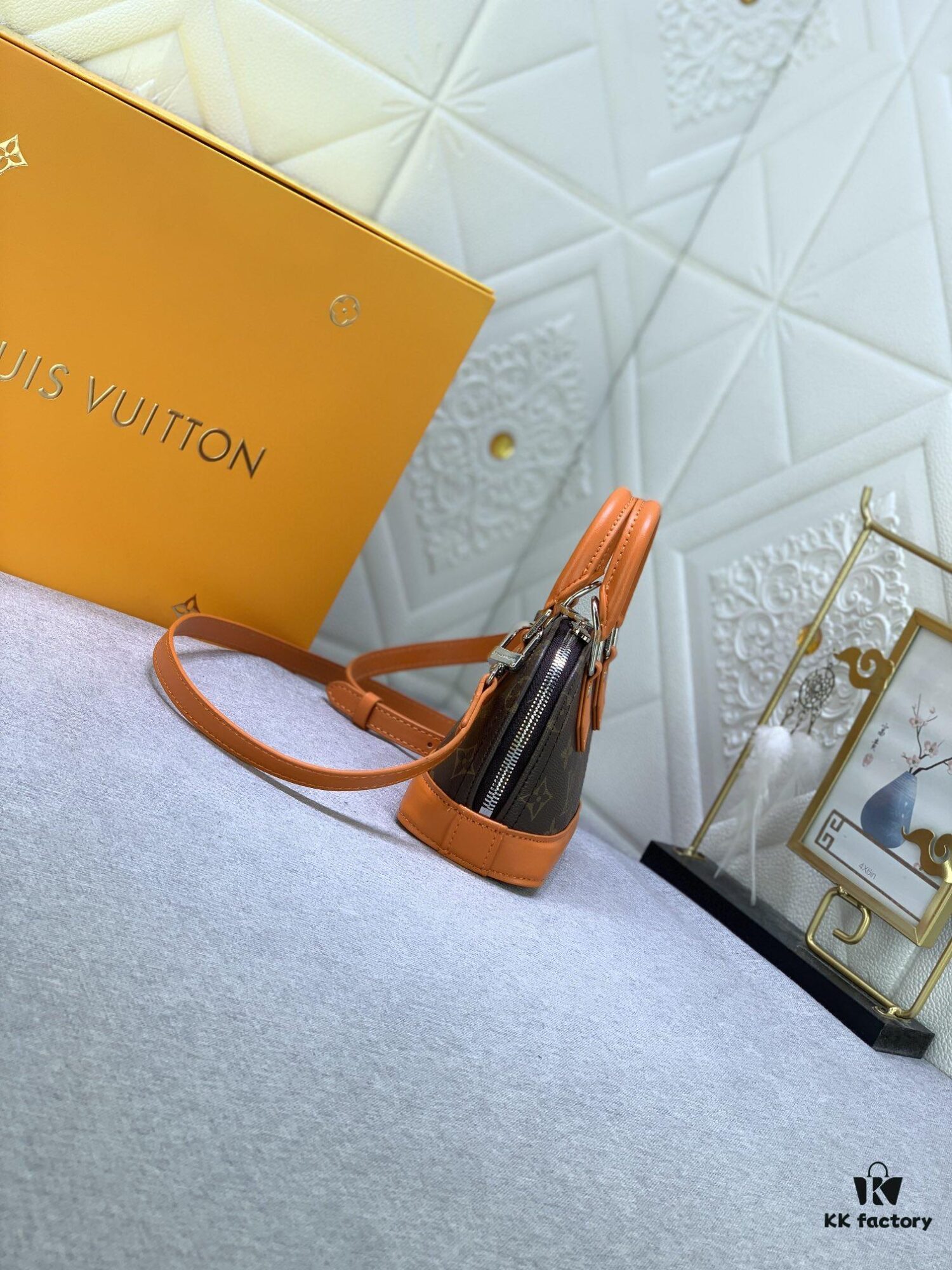 69305d05f09edb6de4c4fec6 Upgraded Original 【Alma Nano Shell Handbag】M82717 Vintage