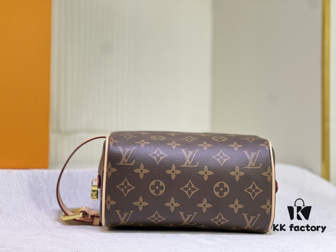 69305d61f09edb6de4c4ff6e Exclusive Real Photo M83113 Black Flower M83112 Aged Flower Brand New Locker Dopp Kit