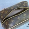 69305d63f09edb6de4c4ff70 Exclusive Real Photo M83113 Black Flower M83112 Aged Flower Brand New Locker Dopp Kit