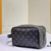 69305d65f09edb6de4c4ff73 Exclusive Real Shot M83113 Black Flower M83112 Aged Flower Brand New Locker Dopp Kit