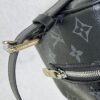 69305d66f09edb6de4c4ff76 Exclusive Real Shot M83113 Black Flower M83112 Aged Flower Brand New Locker Dopp Kit