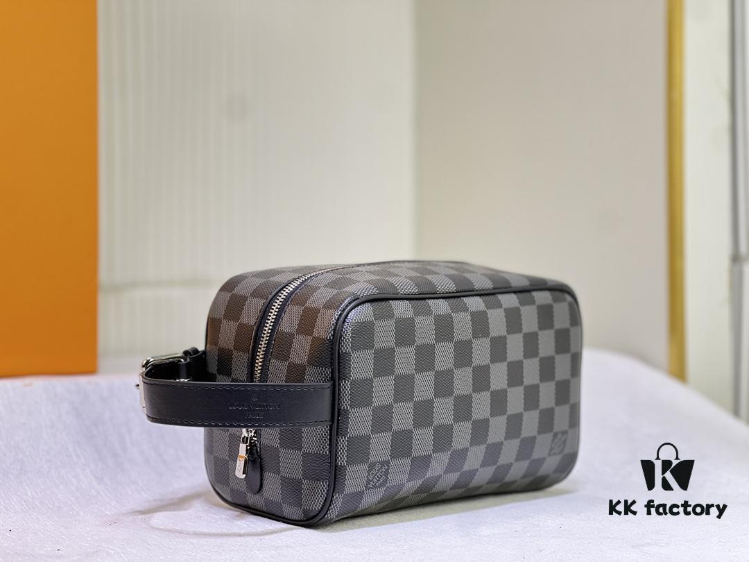 69305d68f09edb6de4c4ff7b Exclusive Real Photo M83113 Black Flower M83112 Aged Flower Brand New Locker Dopp Kit