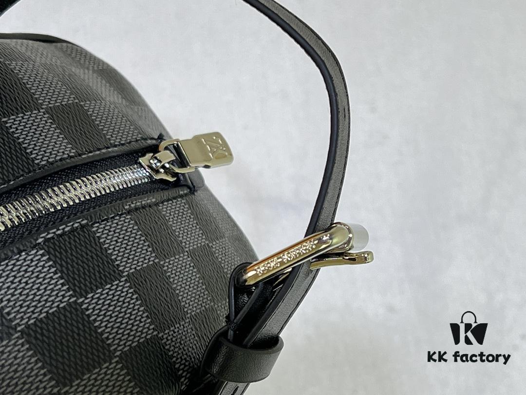 69305d6bf09edb6de4c4ff80 Exclusive Real Photo M83113 Black Flower M83112 Aged Flower Brand New Locker Dopp Kit