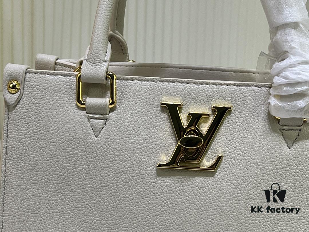 69305d70f09edb6de4c4ff8b M22311 Black M23637 Beige Top-Quality Original Stock The Lock & Go Handbag Expresses Contemporary Style Through Fashion-Forward Design and Refined Details