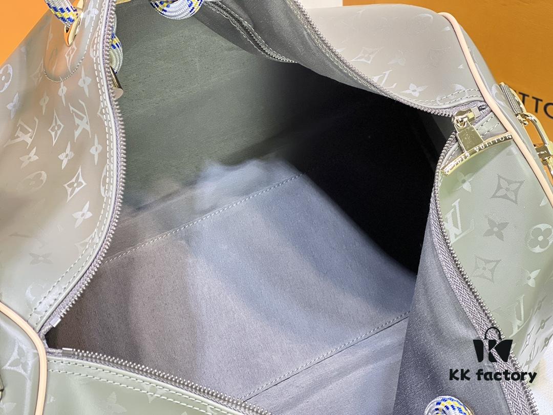 69305d7af09edb6de4c4ff9e New Arrival 😍😍 High-End Quality 👍 Original Keepall 50 Travel Duffel Bag, Special Edition Design Inspired by the 2018-19 Men's Fashion Show. Grey Monogram Titanium Canvas Body with Natural Cowhide Trims, Textile Handles and Detachable Leather Shoulder Strap Embossed with Louis Vuitton Logo. Model No.: 43886 43885 Size: 50x29x23