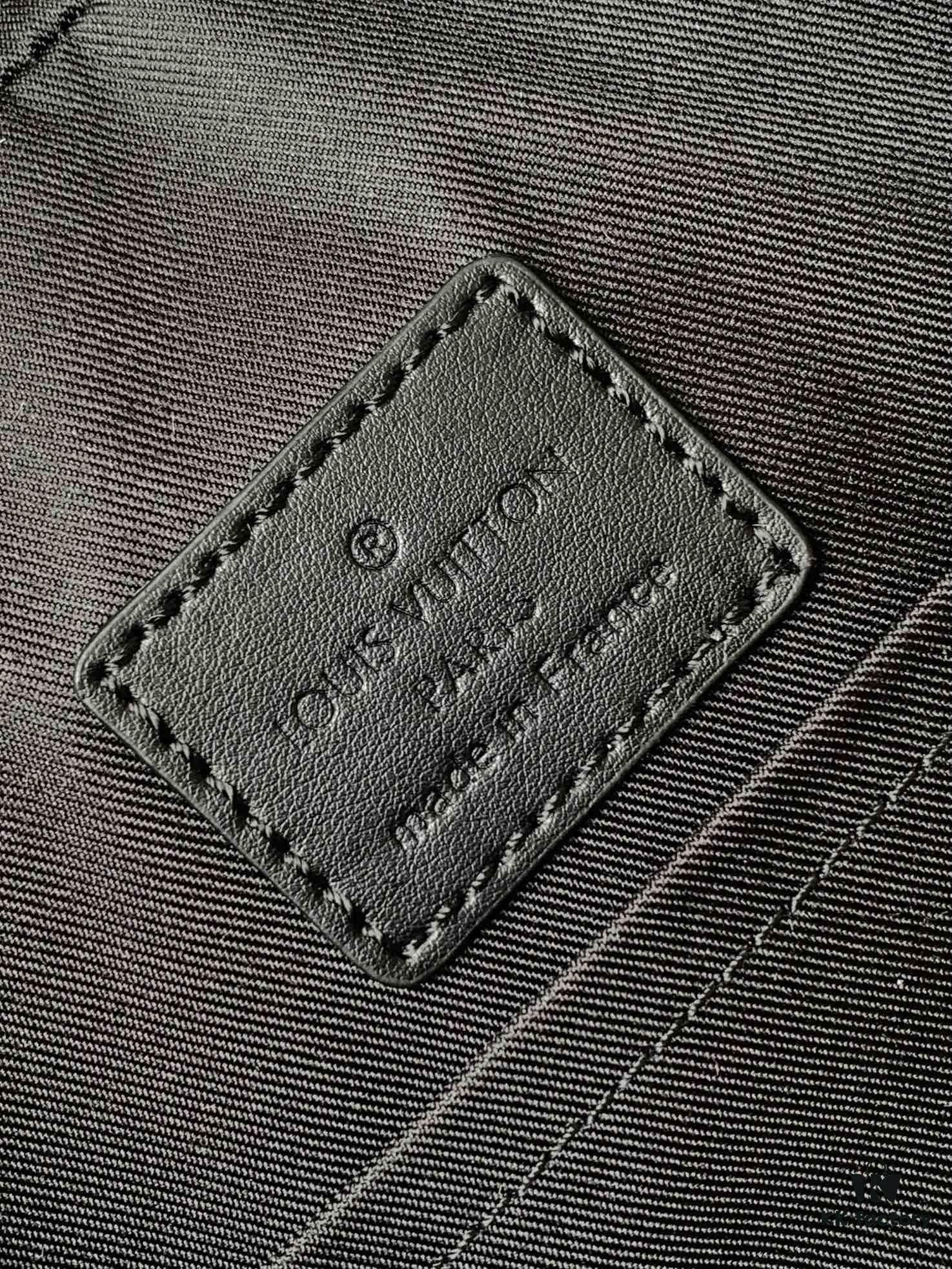 Top Quality Original M45335 Black Flower Black Check Dean Backpack