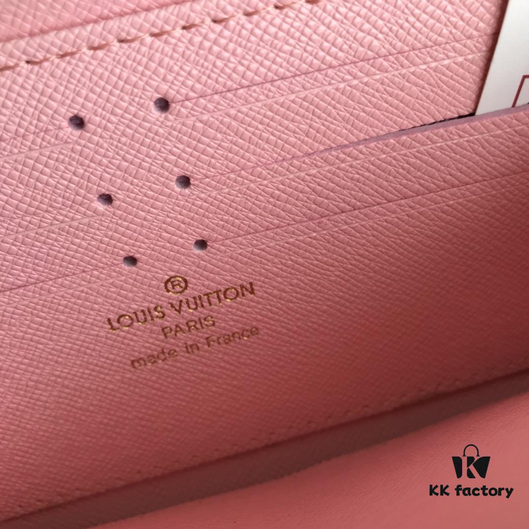 69305dbef09edb6de4c50012 M60017 Interior Colorway Zippy Wallet