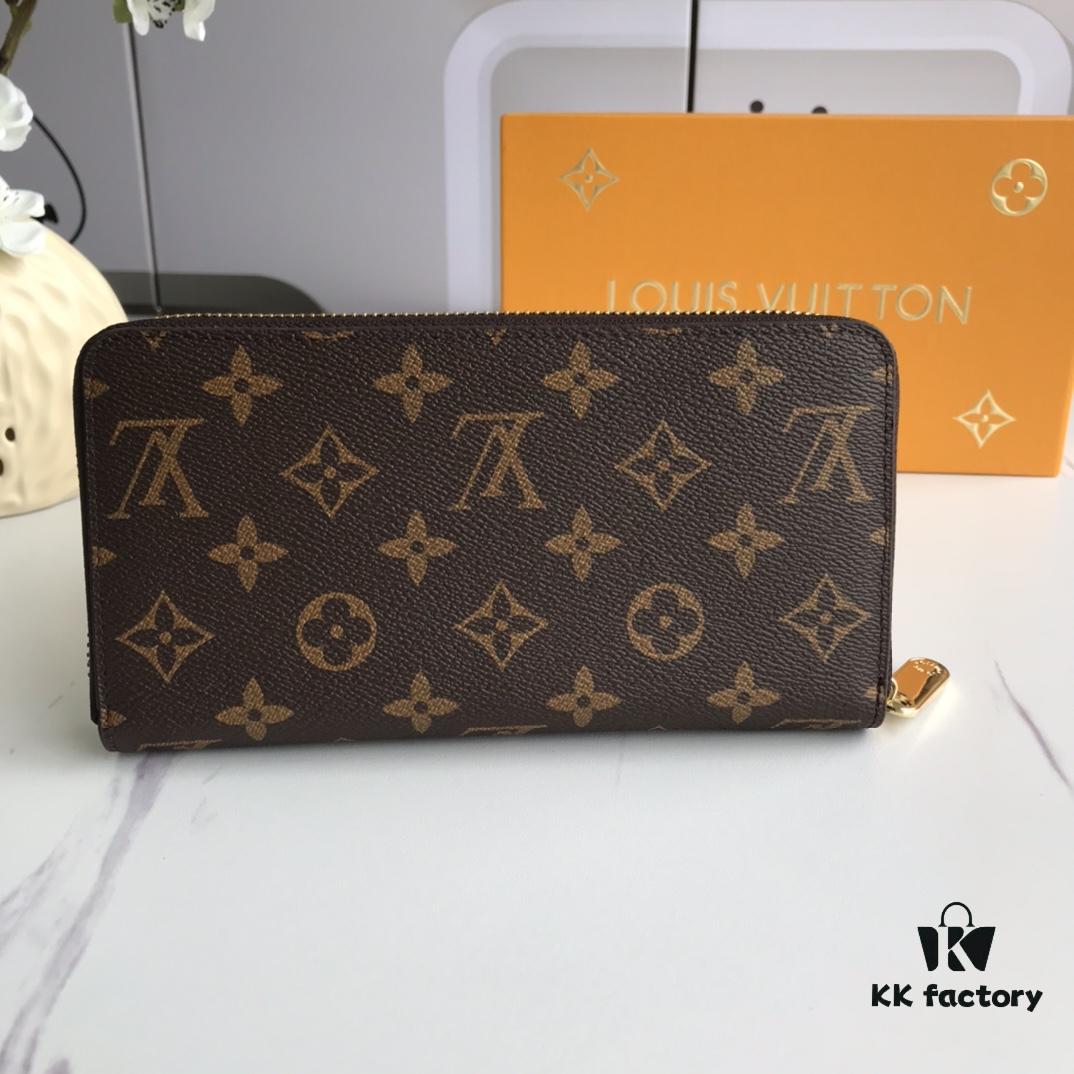 69305dc4f09edb6de4c5001f M60017 Interior Colorway Zippy Wallet