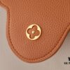 69305e0af09edb6de4c500b7 Guangzhou Goods Upgrade Original Version M12956 M12952 M14176 This Mini Capucines Bag Features Luxurious Taurillon Cowhide Leather in a Refined Seasonal Hue, Accentuated with Shining Metal Hardware and the LV Initials as a Signature Detail. The Flap Can Be Worn Externally or Tucked Inside to Reveal a Well-Organized Interior, While the Zippered Pocket Offers Secure Storage for Valuables. The Detachable and Adjustable Shoulder Strap Allows for Versatile Carrying Options. Dimensions: 27.0 x 17.3 x 9.0 cm (L x H x W)