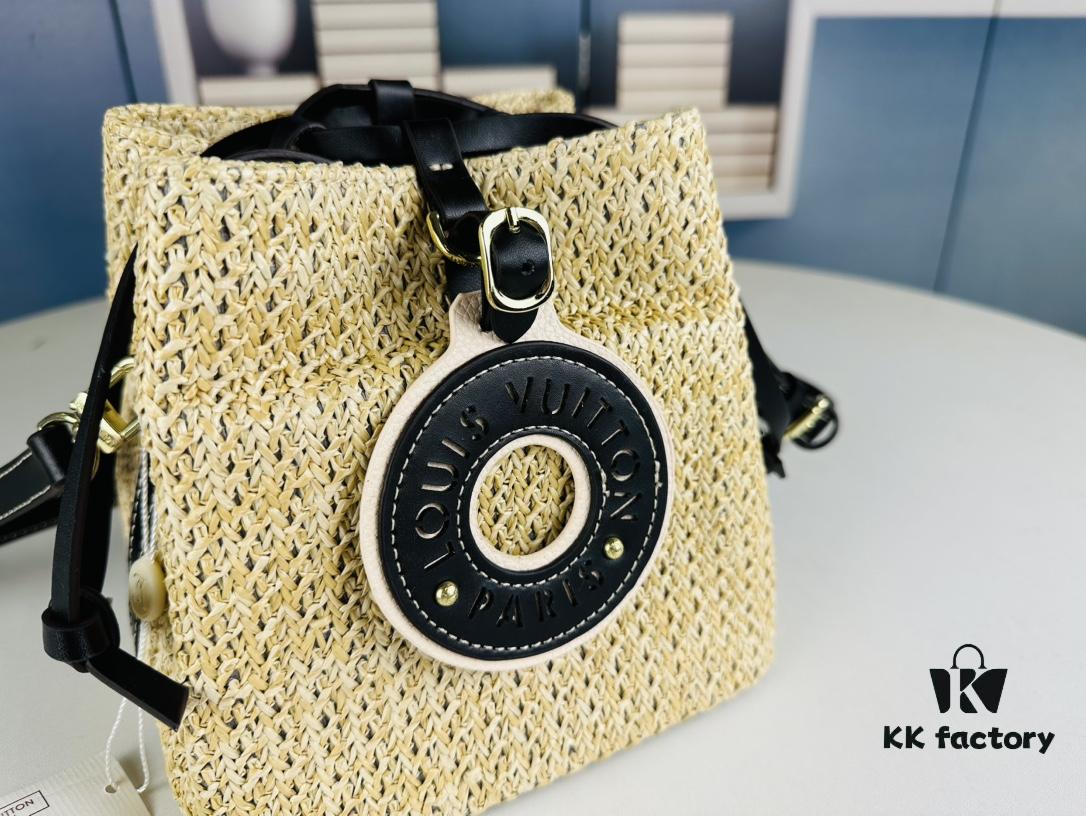 69305e42f09edb6de4c50129 New Small LV NOE PURSE Bucket Handbag in Raffia Leather Mini 'Little Dumpling'