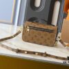 69305e4ff09edb6de4c5013f M46279 East West Métis Small Messenger Bag